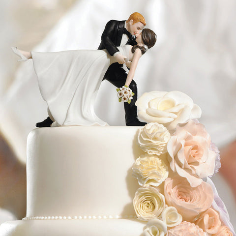 Romantic Dip Dancing Couple Cake Topper