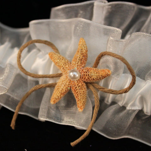 Starfish with Pearl Center and Burlap Bow White Garter