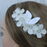 White Flower Bridal Comb with Pearl and Rhinestone Center/ Bride/ Wedding
