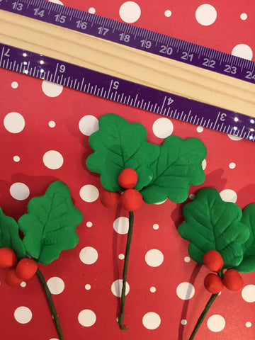 Gum Paste Holly Leaves