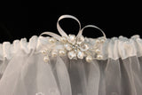 Beautifly White Garter with Pearlized Flower and Rhinestone Center